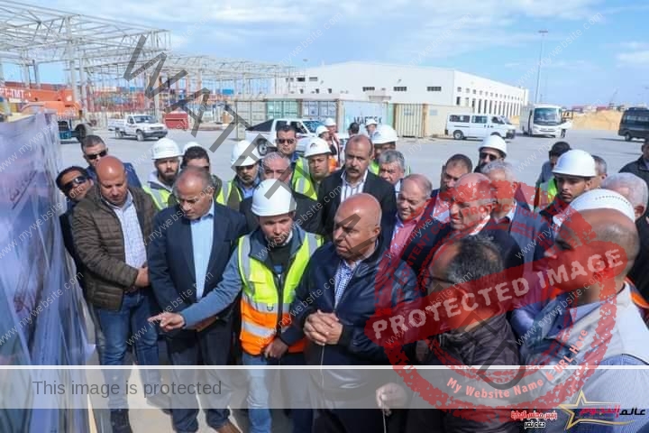 كامل الوزير يتابع معدلات تنفيذ عدد من المشروعات بمينائي الاسكندرية والدخيلة