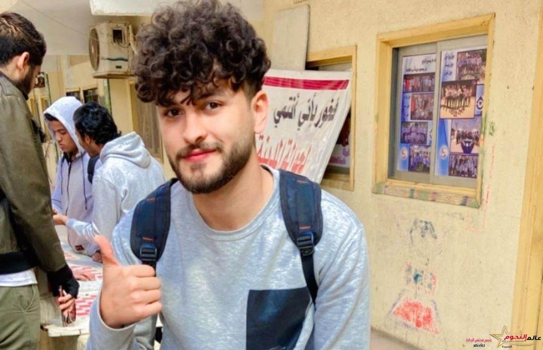 محمود رضوان.. بلوجر يقدم محتوى ترفيهي