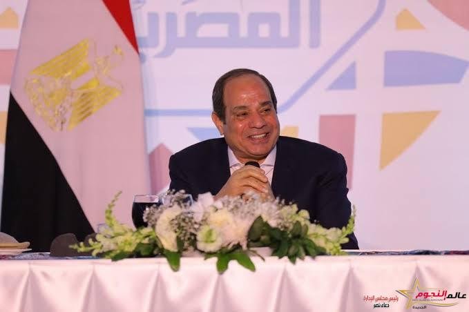 السيسي: نفذنا 2 مليون وحدة سكنية حتى الآن ونحتاج لتوفير 700 ألف فرصة عمل للخريجين كل عام