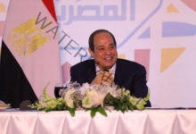 الرئيس السيسي يدير حوارا مفتوحا مع المواطنين فى الأسمرات