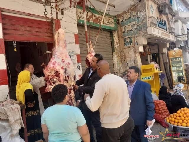 ضبط 15 مخالفة تموينية خلال حملة مكبرة على المخابز والأسواق بمطاي بالمنيا 1 ضبط 15 مخالفة تموينية خلال حملة مكبرة على المخابز والأسواق بمطاي بالمنيا