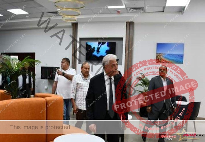 محافظ جنوب سيناء يتفقد الاستعدادات النهائية بمجلس مدينة شرم الشيخ الجديد