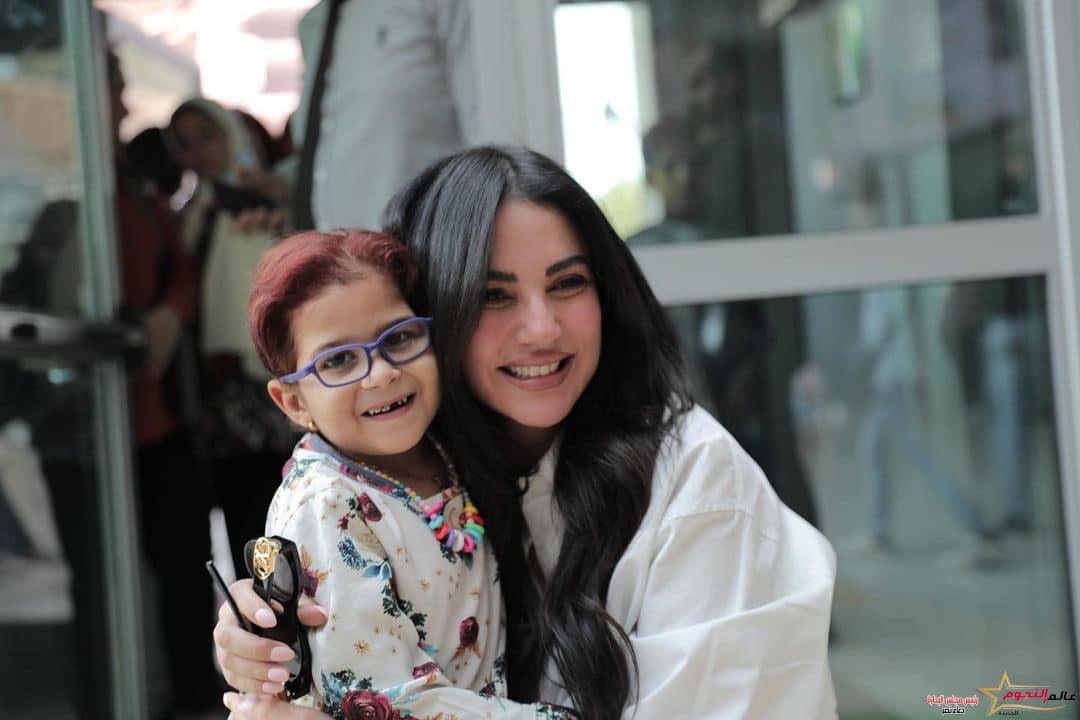 "التركيز على ال Art therapy"... درة في زيارة لمستشفى 57357