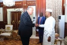 وزير الخارجية يلتقي الرئيس محمد إدريس ديبي