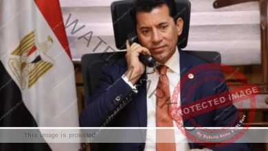 وزير الشباب والرياضة يتواصل مع سفير مصر بتونس للاطمئنان على بعثات المنتخب الوطني 