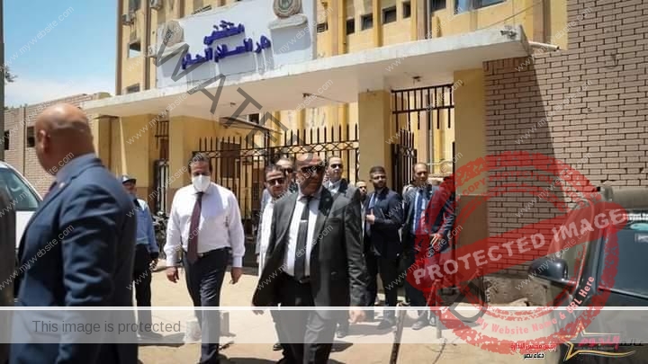 وزير الصحة يتفقد مستشفى دار السلام العام 