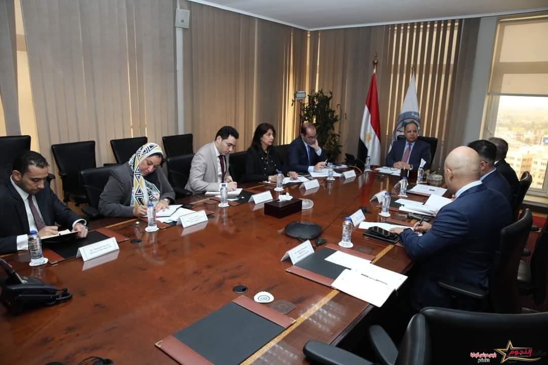 وزير المالية.. محافظ مصر لدى البنك الآسيوي للاستثمار في البنية التحتية فى لقائه بالقاهرة مع نائب رئيس البنك