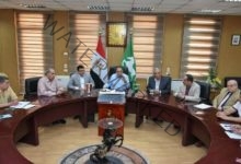 محافظ الشرقية يعقد إجتماعاً لإستكمال تنفيذ أعمال رصف ورفع كفاءة طريق أبو حماد / المُسيد / الحلمية  