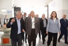 وزير التنمية المحلية يتفقد الورش الحرفية واليدوية بالمنطقة الصناعية بمدينة العريش