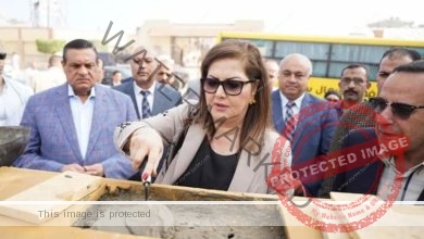 وزيرة التخطيط والتنمية الاقتصادية تضع حجر الأساس لمركز خدمات مصر بالعريش