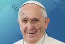 الفاتيكان يعلن عودة البابا فرنسيس إلى العمل بعد يوم عطلة بسبب الحمى