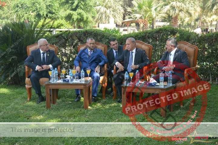 الهجان يستقبل الوكيل الأول للبرلمان الأذربيجاني بحديقة الصداقة المصرية الأذربيجانية 