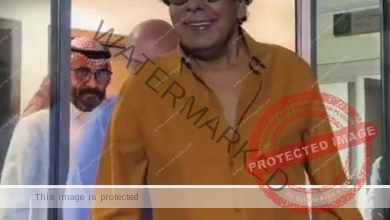 أوركسترا عالمي يصاحب محمد منير في حفل "مشوار" بجدة