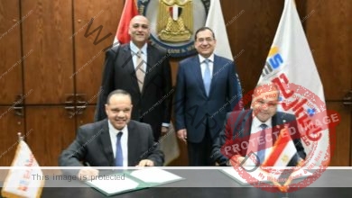 الملا يشهد توقيع مذكرة تفاهم بين جهاز تنمية المشروعات والهيئة المصرية العامة للبترول