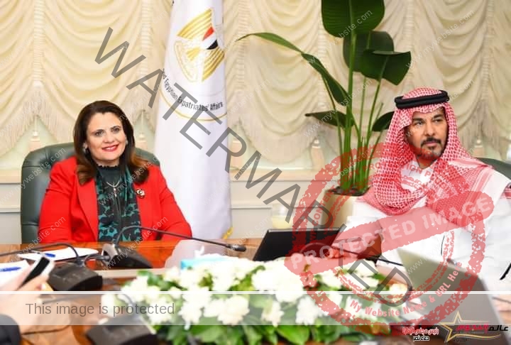 وزيرة الهجرة والملحق العمالي السعودي يطلقان حملة توعية للعمالة المصرية الراغبة في السفر للمملكة