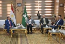 محافظ الشرقية يلتقي الرئيس التنفيذي لأفرع البنك الزراعي المصري
