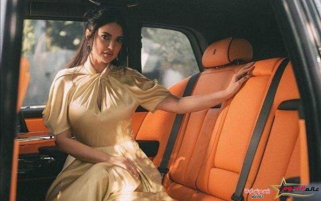 درة تواصل إستعراض أناقتها عبر انستجرام