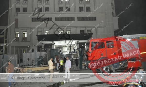 رئيس جامعة أسيوط يتفقد مستشفى الإصابات عقب اندلاع حريق محدود في إحدى غرف الدور السابع