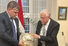 محافظ جنوب سيناء خلال زيارته صربيا يدعو مسئولي السياحة لزيارة شرم الشيخ