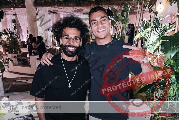 نشر صورة محمد صلاح ومصطفى محمد.. والدوري الفرنسي يعلق