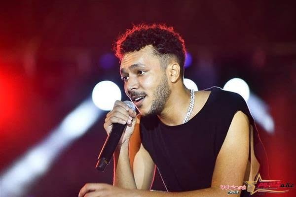 مطرب الراب ويجز يغني «الدنيا إيه» لأول مرة بحفل في التجمع الخامس