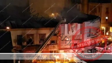 ماس كهربائي.. حريق هائل بـ 4 محال تجارية ومسرح بمحطة الرمل وسط الاسكندرية