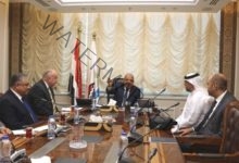 وزير قطاع الأعمال العام يبحث مع "العربية للاستثمار والإنماء الزراعي" فرص التعاون والاستثمار في توشكى