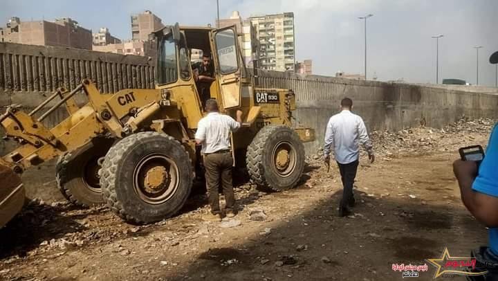 محافظ الجيزة حملات رفع كفاءة وتمهيد الطرق المجاورة للطريق الدائري ورفع المخلفات والردش بالعمرانية