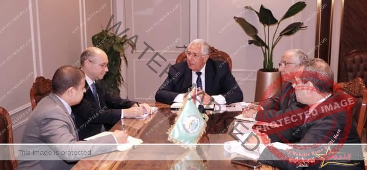 "القصير" يبحث مع السفير المجري بالقاهرة تعزيز التعاون الثنائي بين البلدين في قطاع الزراعة 