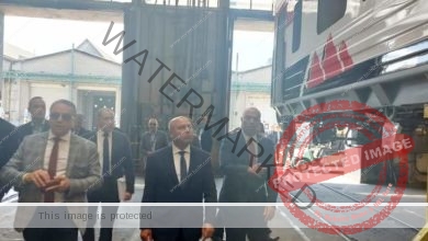 وزير النقل يلتقي رئيس شركة جانز مافاج لبحث توطين صناعة عربات السكك الحديدية في مصر 