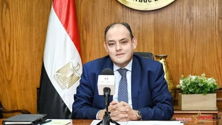 وزير التجارة والصناعة منح 85752 رخصة تشغيل و7433 رخصة بناء و57122 سجل صناعي