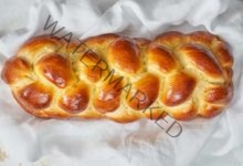 خبز الضفيرة بالسمسم... مقدم من: مطبخ عالم النجوم