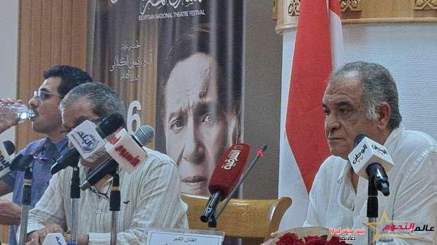 رياض الخولي في ندوة تكريمه بالمهرجان القومي للمسرح: أرفض سياسة «التكويش» على الأدوار 