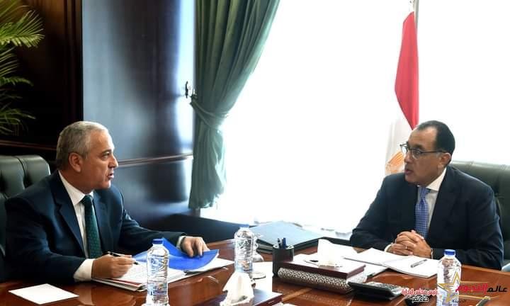 رئيس الوزراء يستعرض مع رئيس الهيئة الوطنية للصحافة عددا من أنشطة الهيئة