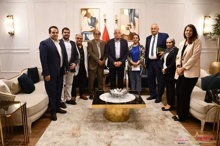 محافظ جنوب سيناء يناقش مقترح المخطط التفصيلي لمدينة دهب