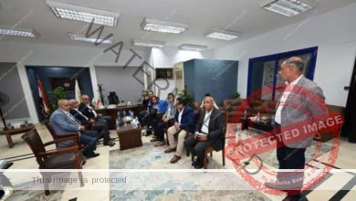 الجزار يعقد اجتماعا بمقر جهاز "15 مايو" لمتابعة سير العمل بمختلف القطاعات بالمدينة
