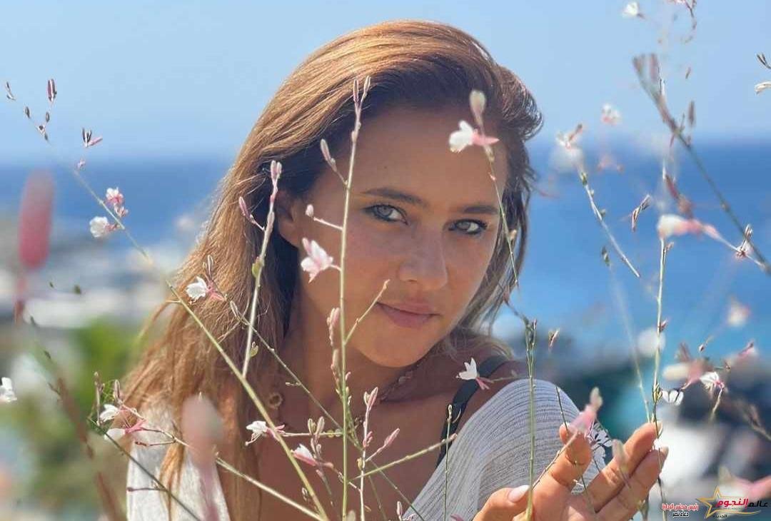 "ميكونوس" الجزيرة الأكثر جذبًا للنجمات في صيف 2023