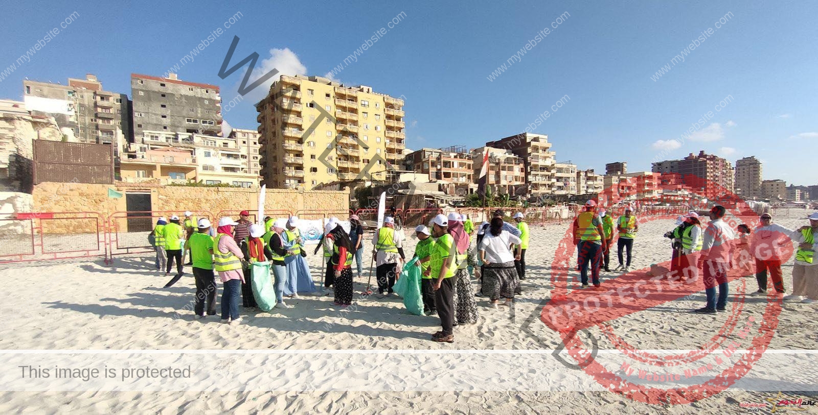 محافظ الإسكندرية: تنفيذ 18 حملة لتنظيف شواطئ الإسكندرية والتوعية بخطورة إلقاء المخلفات البلاستيكية خلال العامين الماضيين