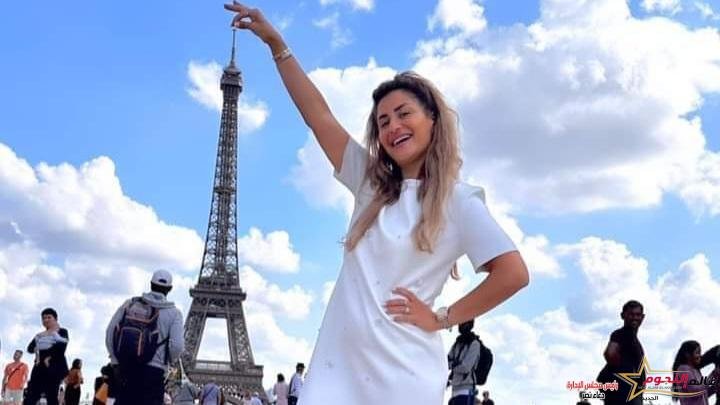 الفنانة "منة فضالي" في أحدث ظهور لها من باريس .. بالأبيض