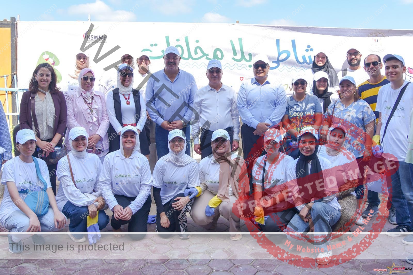محافظ الإسكندرية يشهد فاعليات "اليوم العالمي لتنظيف الشواطئ" بشاطئ المندرة المجاني