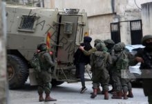 "منذ قليل"  قوات الاحتلال تعتقل 51 فلسطينيا من عدة مناطق بالضفة الغربية