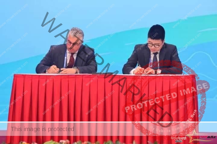 جمال الدين توقع اتفاقية استثمارية مع هينجتونج الصينية لإنتاج الكابلات الضوئية