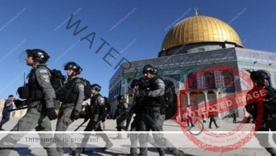 الاحتلال يمنع أبناء القدس من صلاة الجمعة بالمسجد الأقصى 