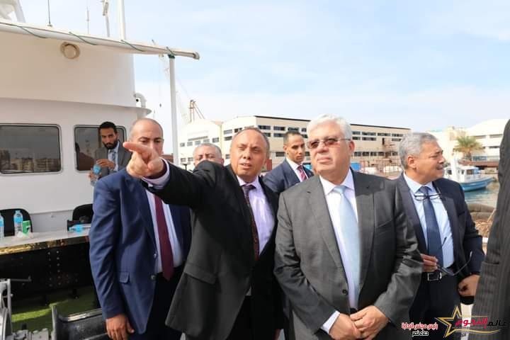 وزير التعليم العالي يتفقد سفينة الأبحاث العلمية سلسبيل بالإسكندرية