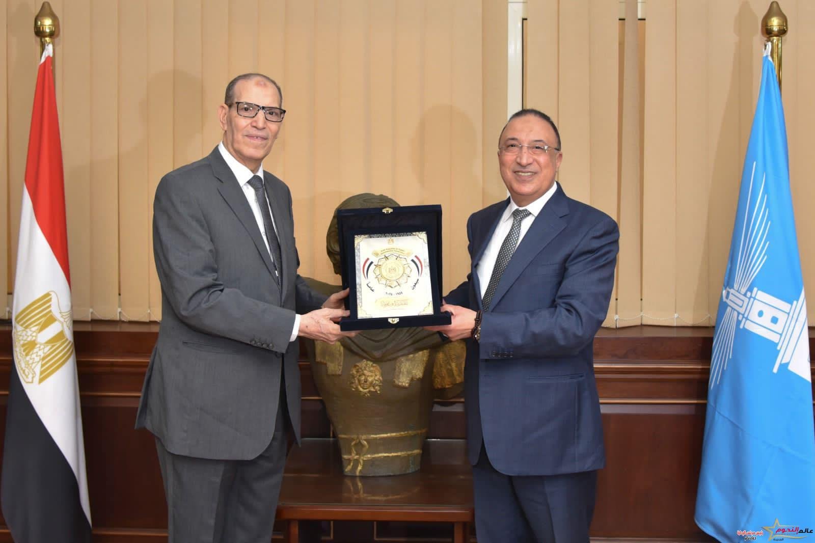 محافظ الإسكندرية يستقبل رئيس هيئة النيابة الإدارية