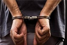 السجن المزيد لـ 3 أشخاص لاتهامهم بسرقة منقولات مملوكة لشخص بالطريق العام