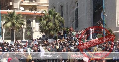 وقفة احتجاجية أمام مسجد القائد إبراهيم في الاسكندرية تضامنا مع فلسطين