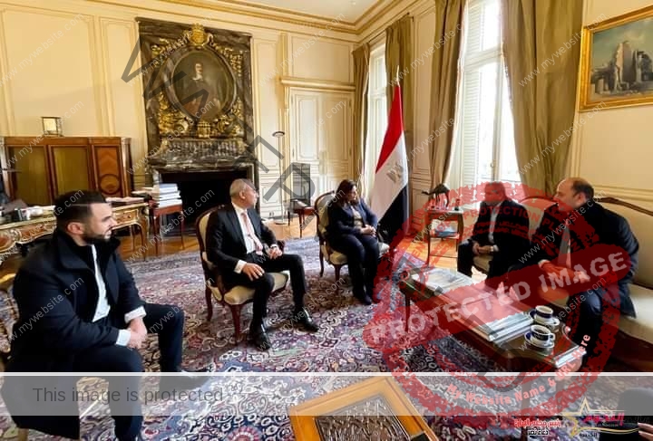 وزيرة الهجرة تعقد عدة اجتماعات مع نخبة من رجال الأعمال والمستثمرين المصريين في فرنسا