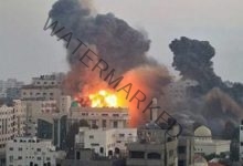 الاحتلال الإسرائيلي يضرم النيران في المحال التجارية ببلدة دير شرف بنابلس