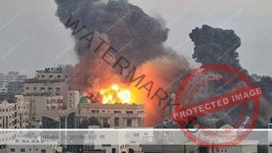 الاحتلال الإسرائيلي يضرم النيران في المحال التجارية ببلدة دير شرف بنابلس